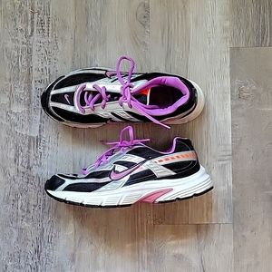 Nike Initiator Black + Purple Running Shoes